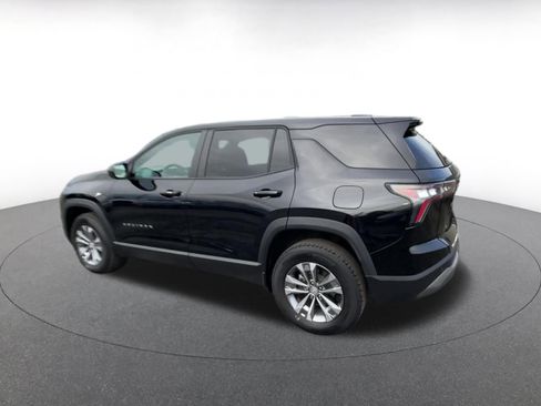 Used 2025 Chevrolet Equinox LT image 11