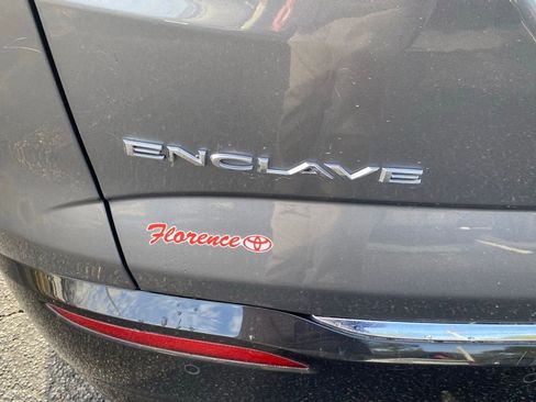 Used 2020 Buick Enclave Premium w/ Sun and Sites Package image 15