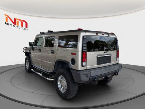Used 2005 HUMMER H2 w/ Preferred Equipment Group image 3