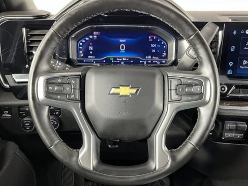 Used 2025 Chevrolet Silverado 2500 LT w/ Convenience Package AWD/4WD image 15