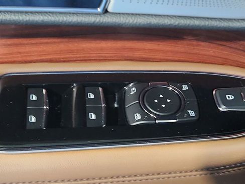 Used 2024 Lincoln Navigator Reserve w/ Equipment Group 201A image 17