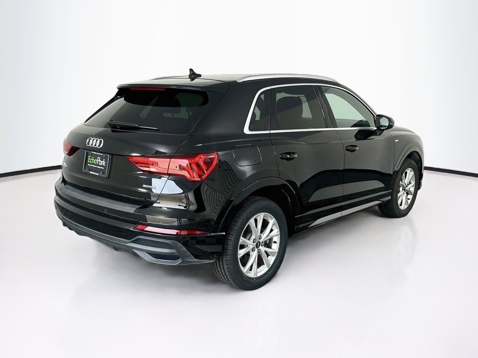 Used 2025 Audi Q3 2.0T Premium AWD/4WD image 9