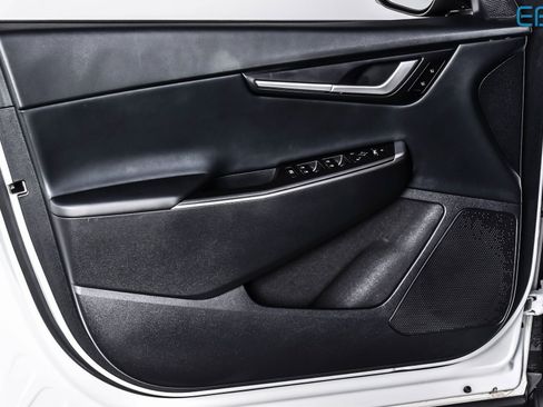 Used 2024 Kia EV6 Light image 12