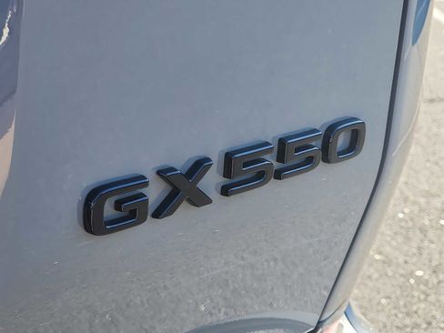 Used 2026 Lexus GX 550 w/ Accessory Package (2T) AWD/4WD image 31