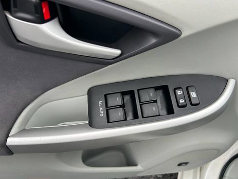 Used 2011 Toyota Prius Three image 12