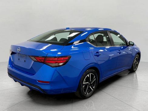 Certified 2025 Nissan Sentra SV FWD image 3