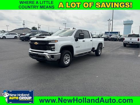 Used 2025 Chevrolet Silverado 3500 W/T w/ WT/CX Safety Package AWD/4WD image 1