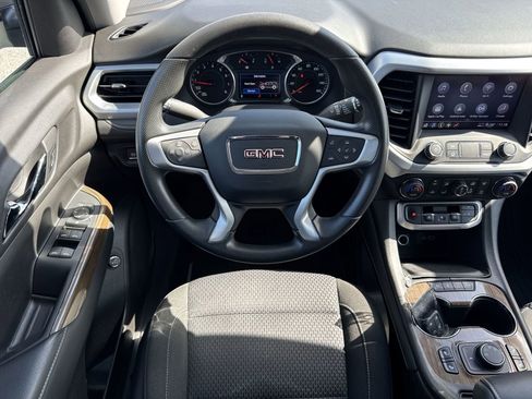 Used 2022 GMC Acadia SLE w/ Driver Convenience Package image 28