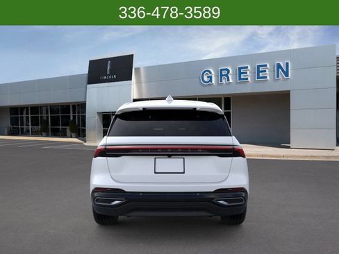 New 2026 Lincoln Nautilus Premier AWD/4WD image 5