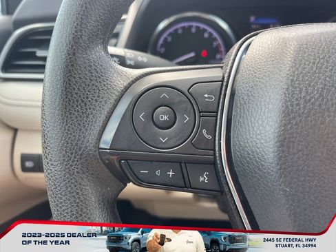 Used 2020 Toyota Camry LE FWD image 18