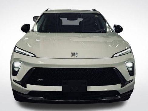 Used 2025 Buick Envision Sport Touring image 3