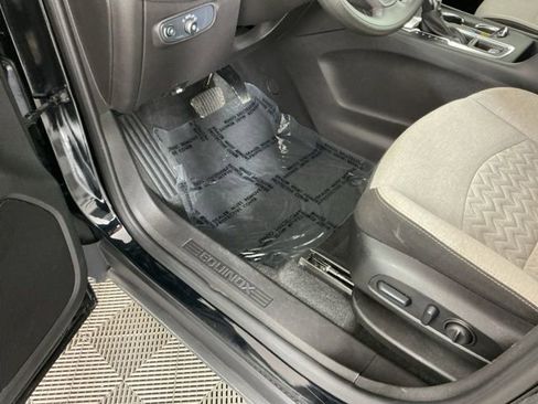 Used 2024 Chevrolet Equinox LS w/ LS Convenience Package AWD/4WD image 15