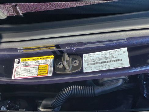 Used 2025 Ford F150 Lariat w/ Equipment Group 501A Mid image 24