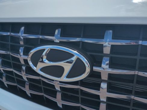 New 2026 Hyundai Venue SEL FWD image 13