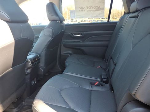 New 2026 Toyota Grand Highlander Limited AWD/4WD image 7
