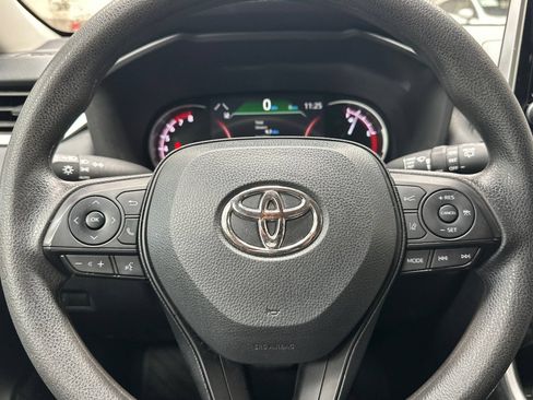 Used 2024 Toyota RAV4 XLE FWD image 29