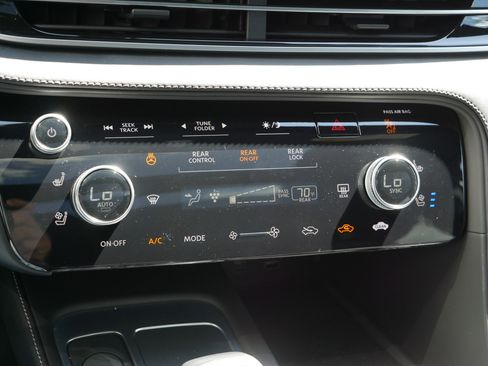 Certified 2025 INFINITI QX60 Autograph w/ Cargo Package image 25