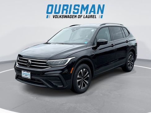Used 2023 Volkswagen Tiguan S w/ Driver Assistance Package FWD image 1