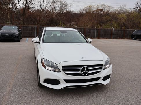 Used 2016 Mercedes-Benz C 300 4MATIC Sedan image 4
