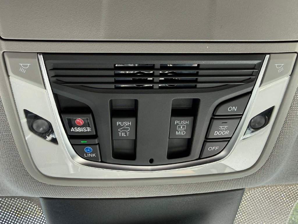 Certified 2023 Acura MDX w/ Technology Package AWD/4WD image 30