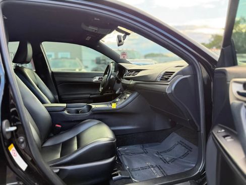 Used 2016 Lexus CT 200h FWD image 13