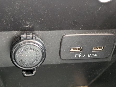 Used 2022 Subaru Crosstrek 2.5i Limited w/ Moonroof Package 2 image 31