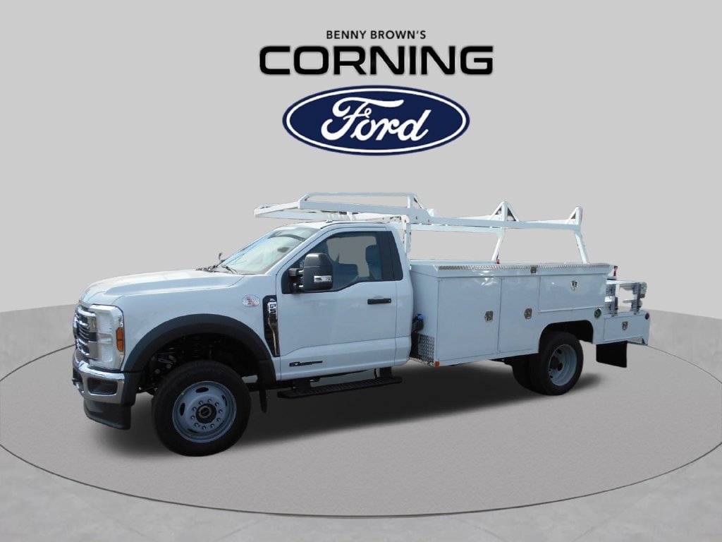 New 2024 Ford F550 4x4 Regular Cab Super Duty image 1