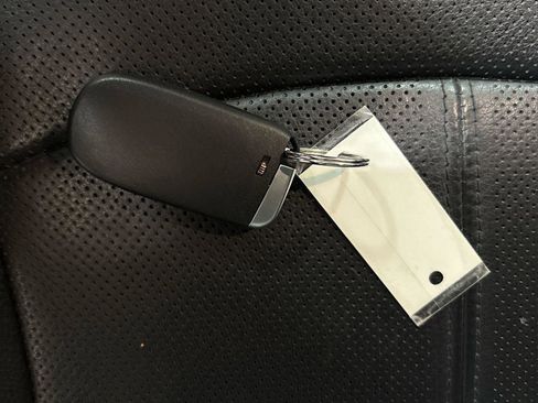 Used 2018 RAM 1500 Laramie w/ Convenience Group image 35