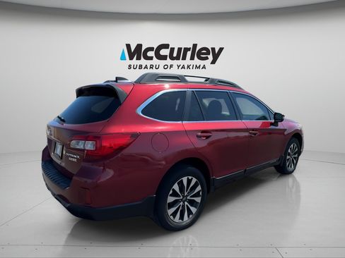 Used 2017 Subaru Outback 2.5i Limited AWD/4WD image 6