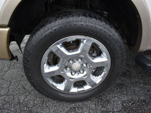 Used 2013 Ford F150 King Ranch w/ King Ranch Luxury Pkg AWD/4WD image 31