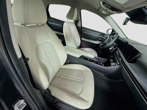 Used 2025 Hyundai Sonata SEL FWD image 29