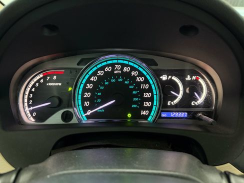 Used 2011 Toyota Venza image 22