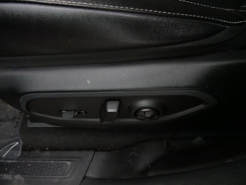 Certified 2023 Jeep Grand Cherokee Limited w/ Luxury Tech Group II image 20