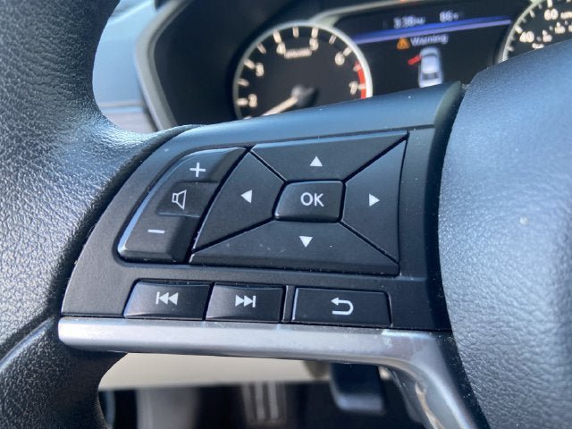 Used 2025 Nissan Altima 2.5 SV FWD image 38
