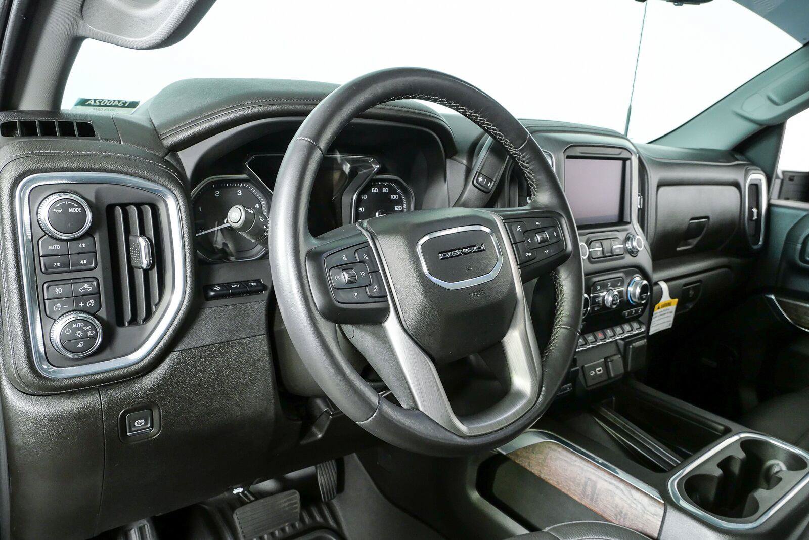 Used 2023 GMC Sierra 2500 Denali w/ Denali Ultimate Package AWD/4WD image 5