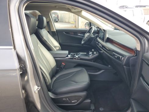 Certified 2022 Lincoln Nautilus Reserve image 9