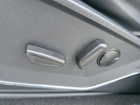 Used 2024 Ford F250 Lariat w/ Lariat Ultimate Package image 16