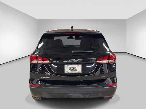 Used 2022 Chevrolet Equinox LS AWD/4WD image 3