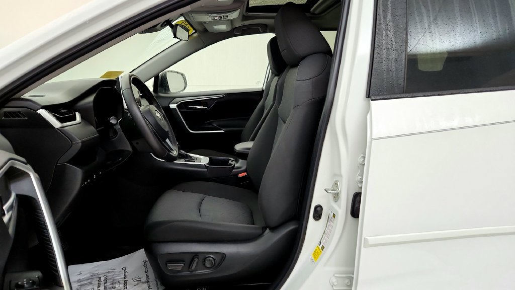 Used 2023 Toyota RAV4 XLE w/ Convenience Package AWD/4WD image 25