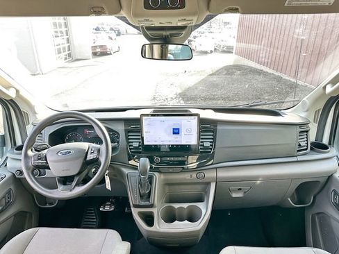 Certified 2023 Ford Transit 350 XLT image 22