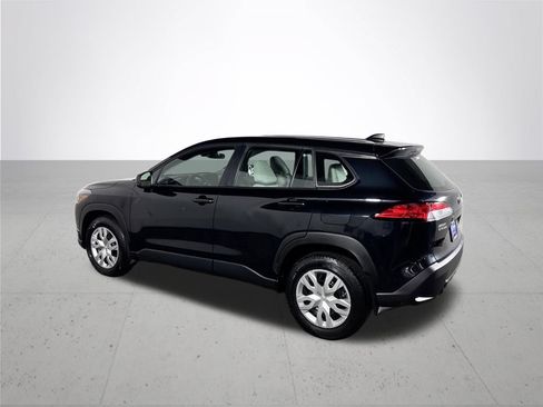 Used 2025 Toyota Corolla Cross L AWD/4WD image 8