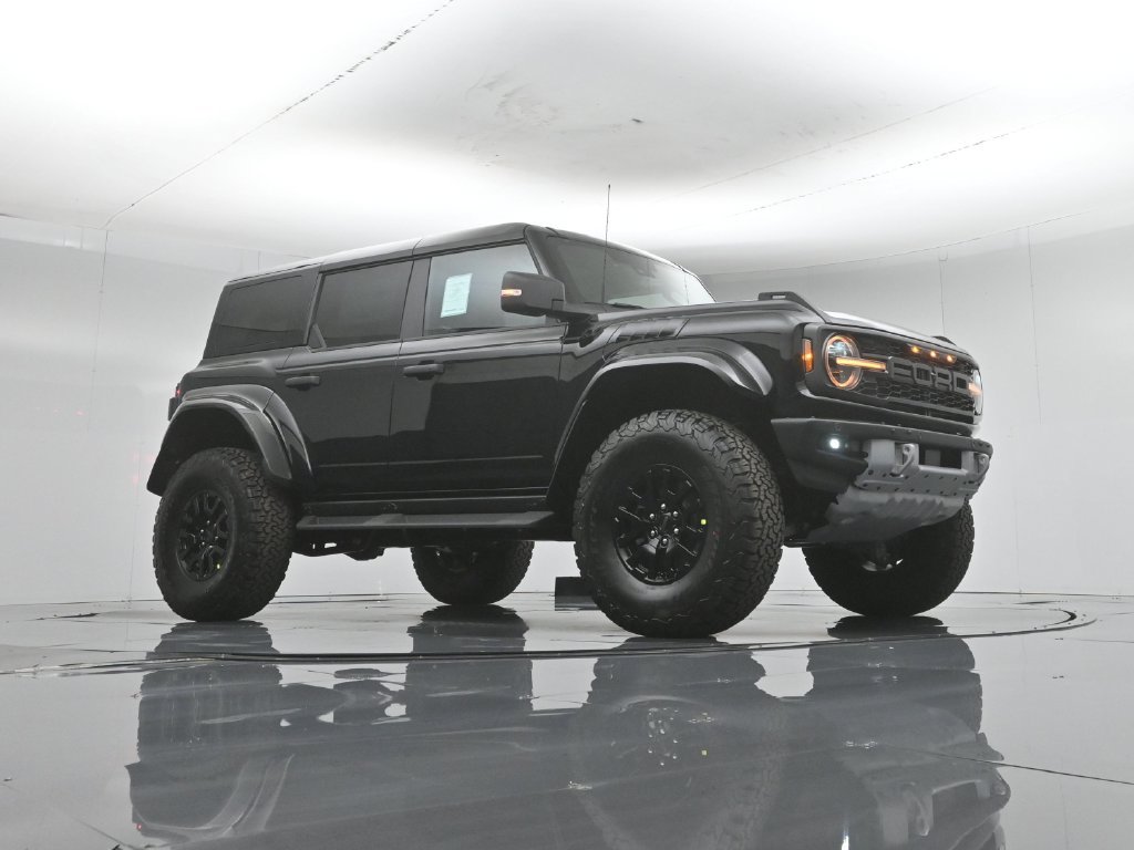 New 2026 Ford Bronco Raptor w/ Interior Carbon Fiber Pack AWD/4WD image 3