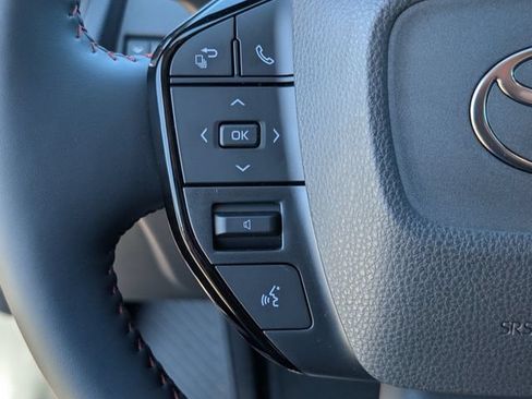 New 2026 Toyota Prius Plug-In Hybrid FWD image 18