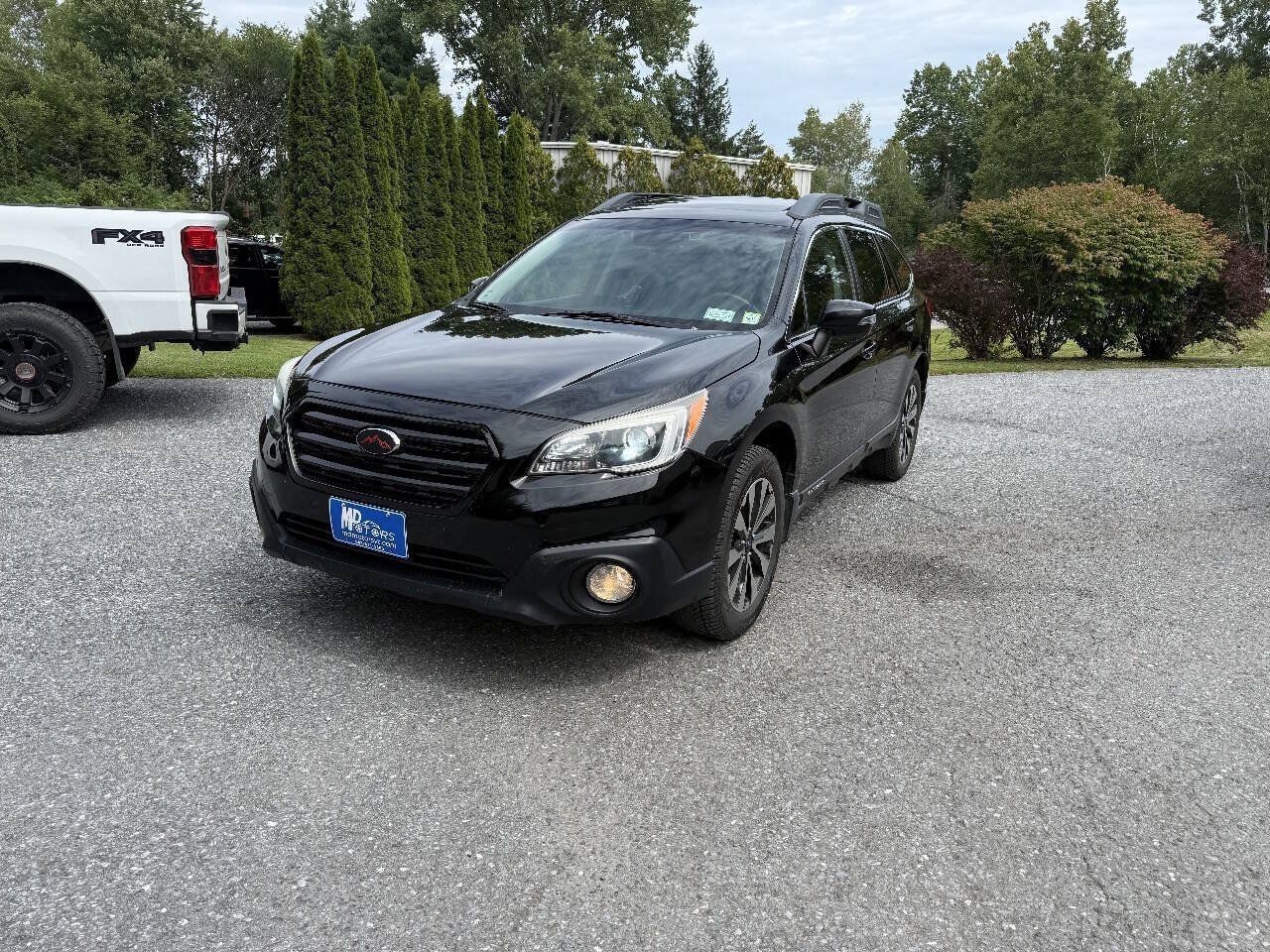 Used 2017 Subaru Outback 3.6R Limited AWD/4WD image 2