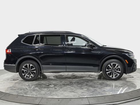 Used 2022 Volkswagen Tiguan S image 8