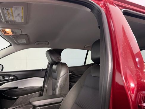 Used 2024 Chevrolet Trax LT w/ Driver Confidence Package image 27