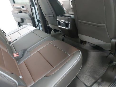 New 2026 GMC Sierra 3500 Denali w/ Denali Reserve Package image 11