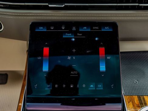 Used 2025 Cadillac Escalade Sport Platinum w/ LPO, Floor Liner Package image 27