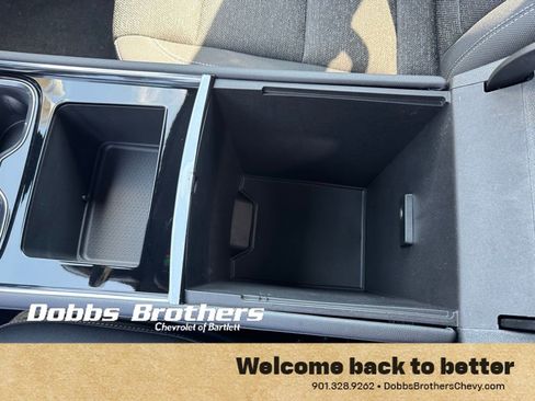 New 2026 Chevrolet Traverse LT w/ Sun and Wheel Package FWD image 20