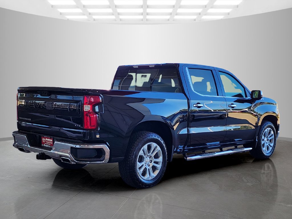 Used 2022 Chevrolet Silverado 1500 LTZ AWD/4WD image 5